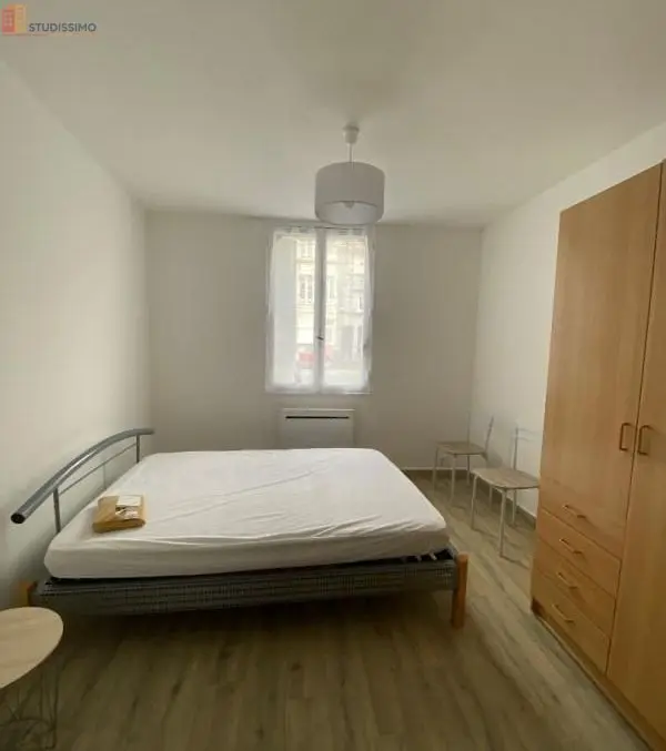 Studio meublé 31m² Niort - Lumineux, rénové - Photo 3