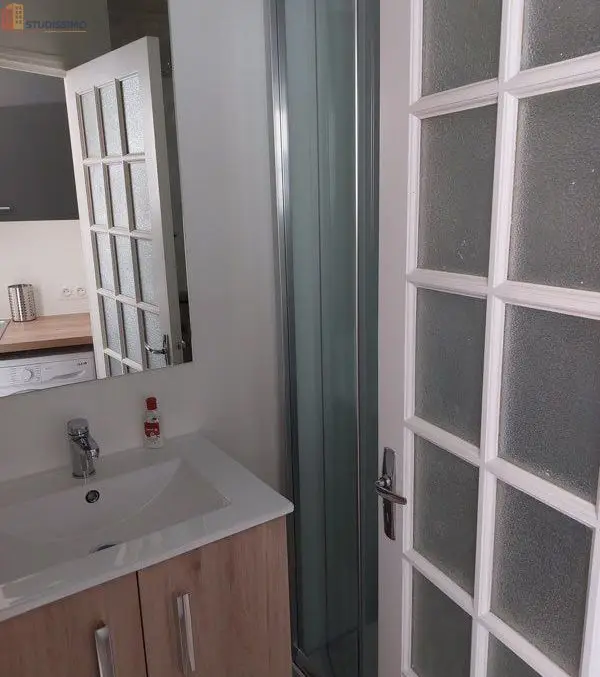 Studio meublé 37m² Niort - Meublé, 1er étage - Photo 1