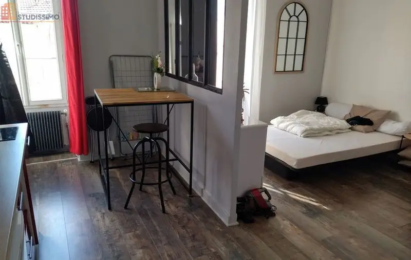 Studio meublé 26m² Niort - Face UCO, toutes charges comprises - Photo 2