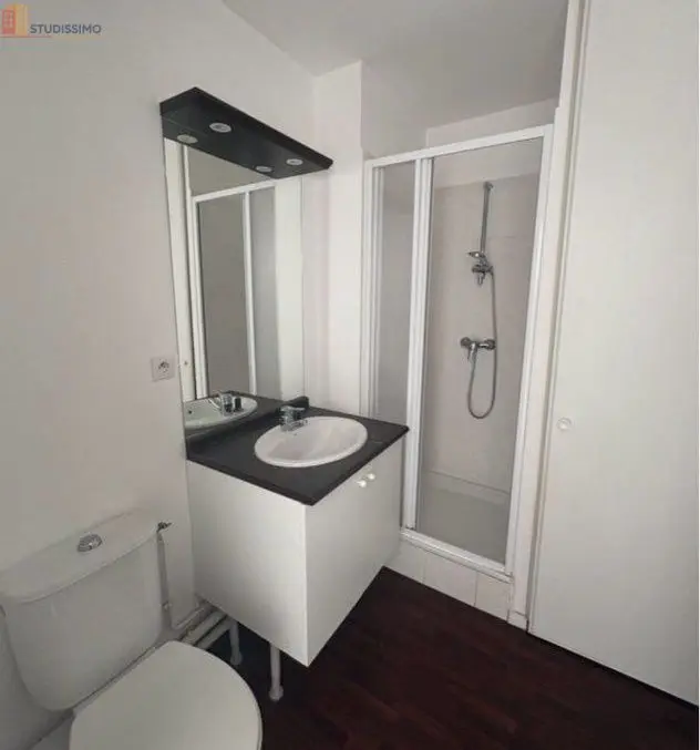 Studio meublé 21m² Niort - Meublé, 1er étage - Photo 2