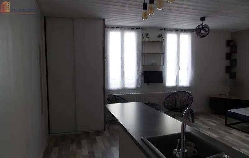 Studio meublé 28m² Niort centre - Meublé, DPE C - Photo 1