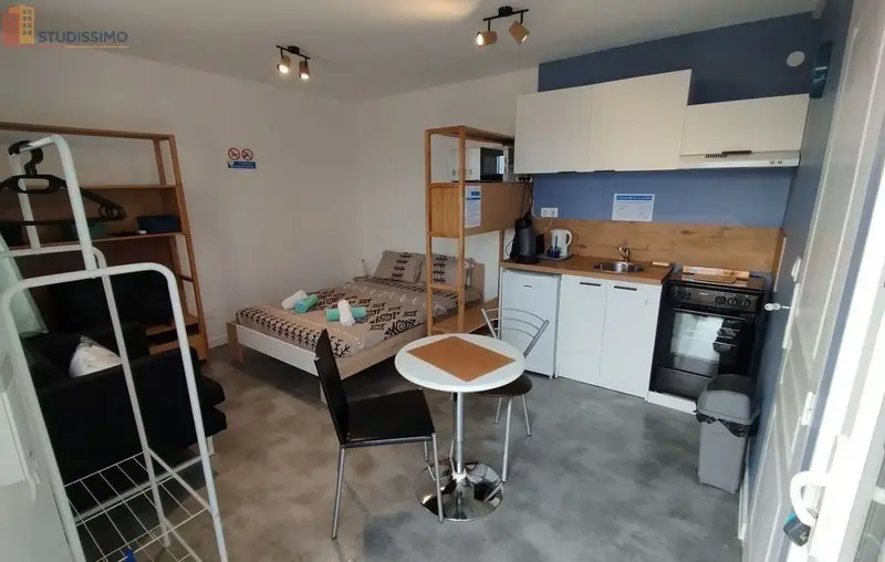 Studio 21m² Niort - Meublé, stationnement sécurisé - Photo 7