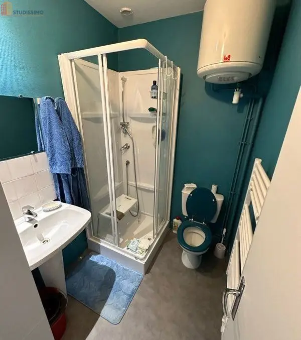 Studio 24m² Bressuire - Lumineux, immeuble sécurisé - Photo 2