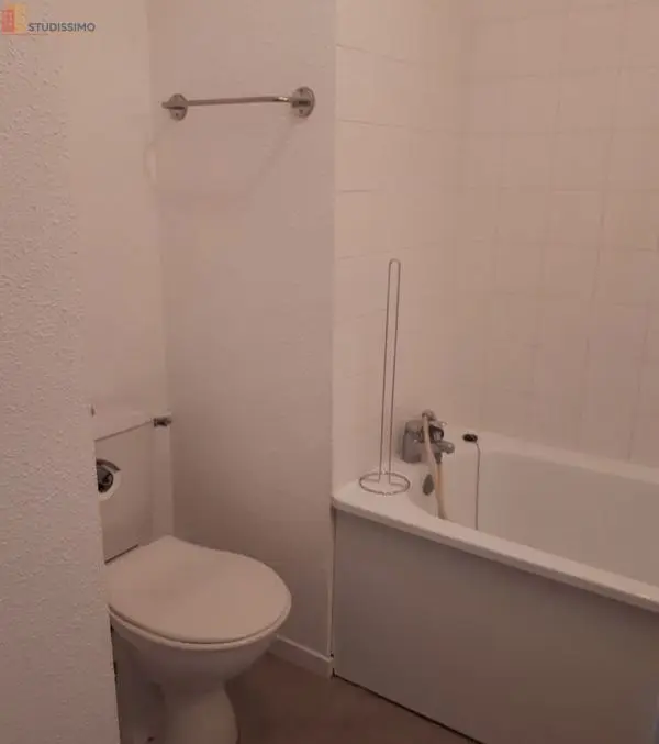 Studio meublé 18m² Amiens centre - Lumineux, proche commerces - Photo 3