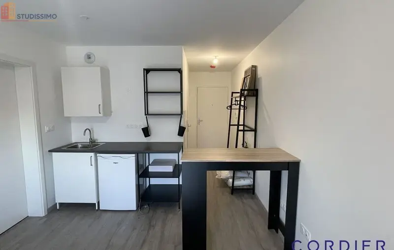 Studio 19m² Thionville 57100 - Étage 2/3, DPE C - Photo 2