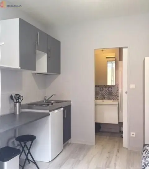 Studio 13m² Amiens centre - Meublé, lumineux - Photo 1