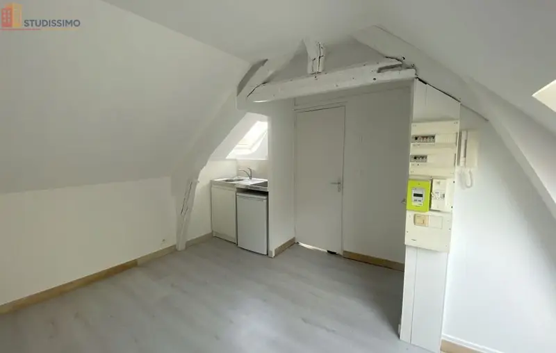 Studio 13m² Amiens 80000 - Photo 3