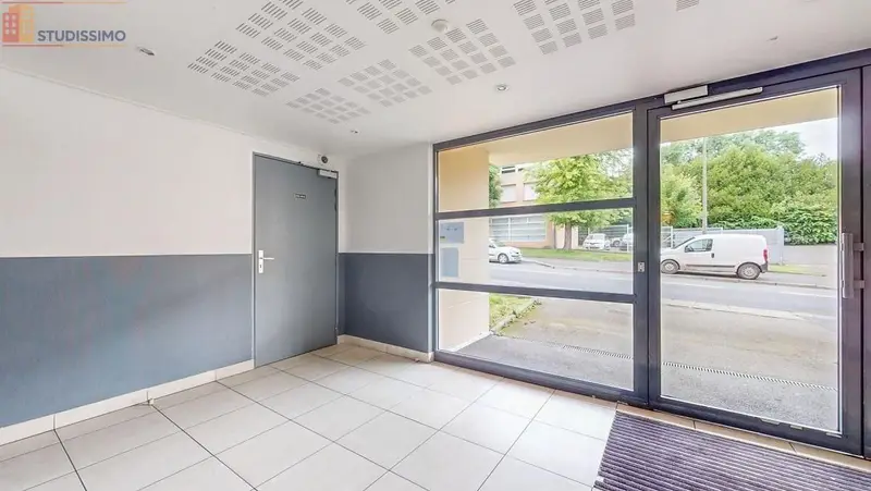 Studio meublé 29m² Amiens - Lumineux, dernier étage - Photo 2