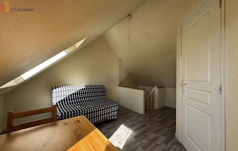 Studio 15m² Amiens - Étage 2/2, DPE C - Photo 2