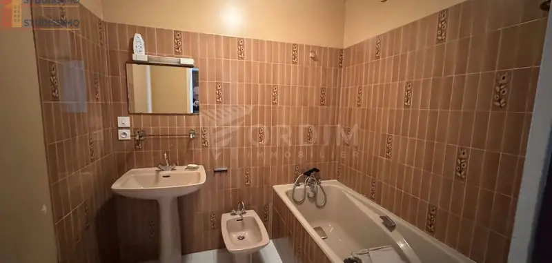 Studio 42m² Cosne-Cours-sur-Loire - étage 1/2 - Photo 5