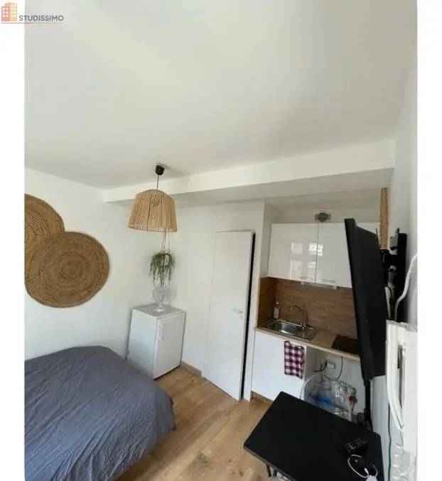 Studio 12m² Amiens 80000 - Meublé, proche cathédrale - Photo 3