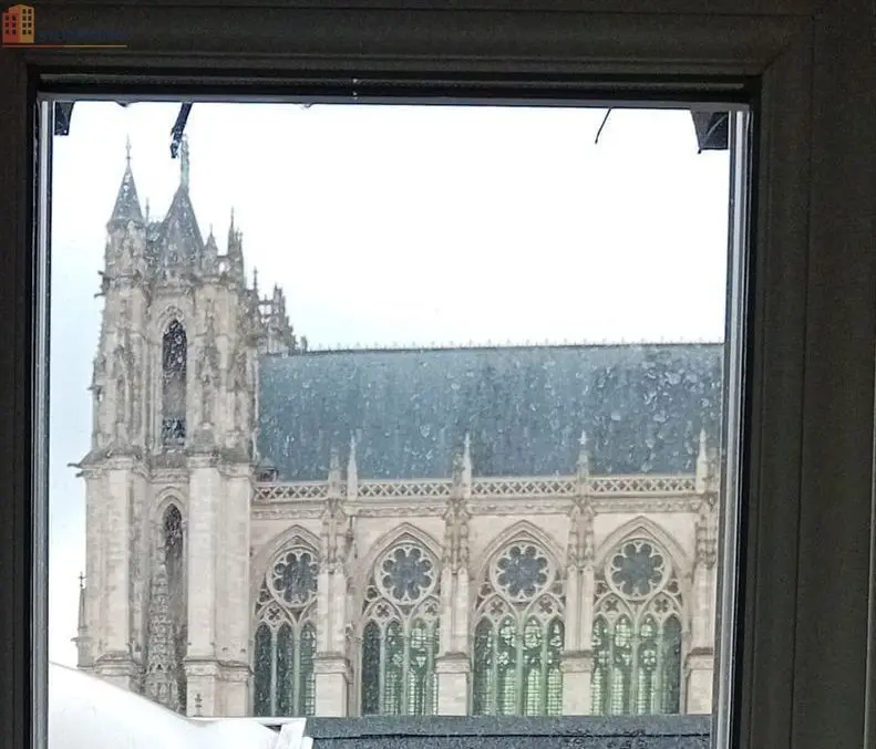 Studio meublé 23m² Amiens centre - Vue cathédrale, calme - Photo 3