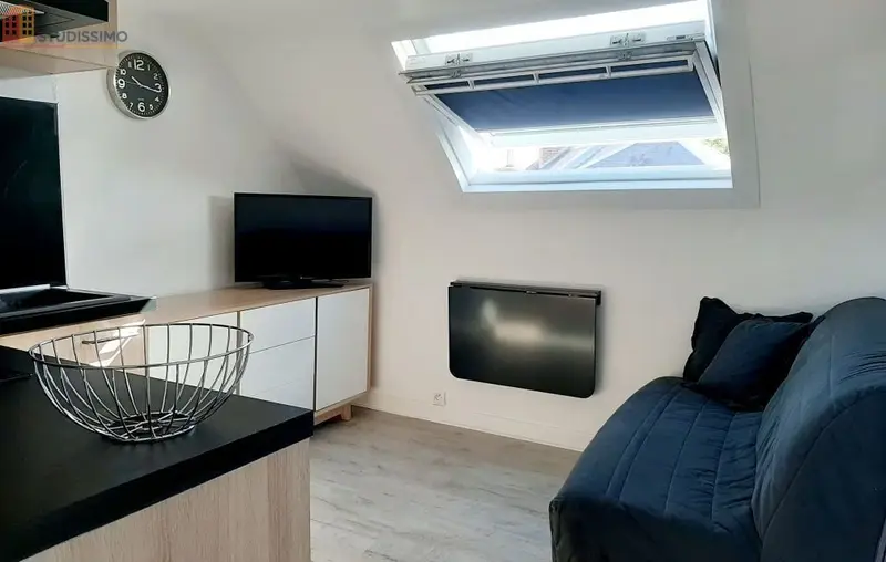 Studio meublé 9m² Amiens Saint-Roch - Meublé, 3e étage - Photo 2