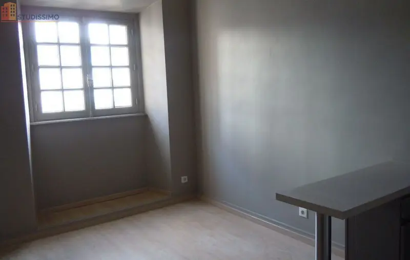 Studio meublé 25m² Amiens centre - Calme, lumineux - Photo 5