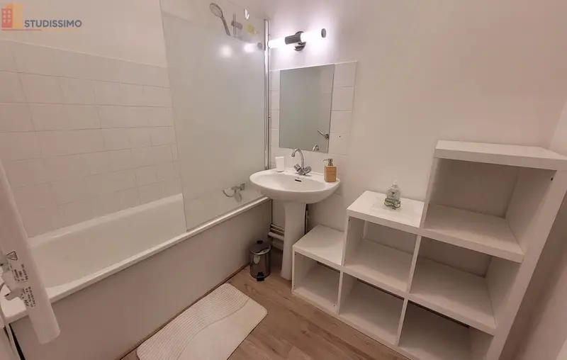 Studio meublé 28m² Amiens centre - Lumineux, calme - Photo 2
