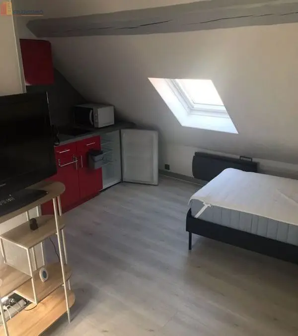 Studio meublé 12m² Amiens centre - Meublé, DPE D - Photo 1