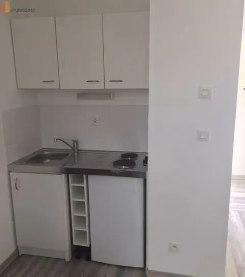 Studio meublé 20m² Amiens centre - Calme, lumineux - Photo 2