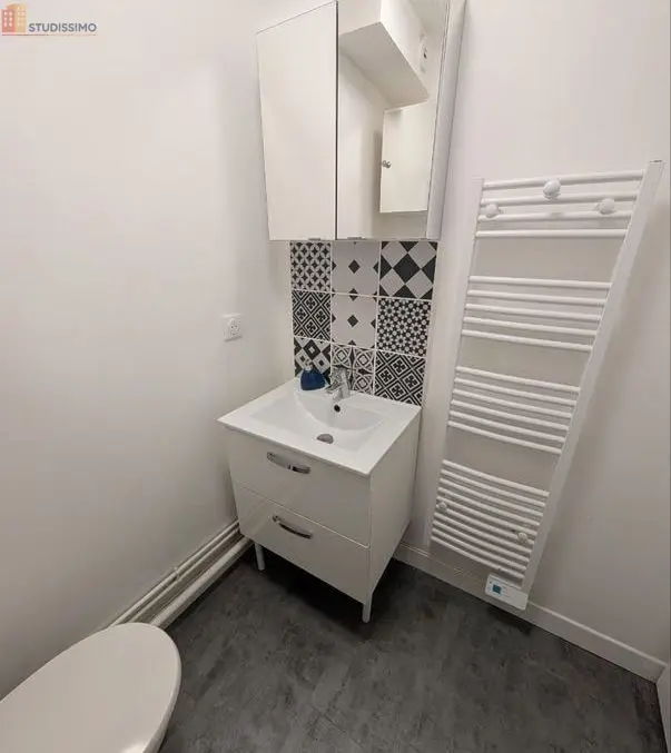 Studio meublé 18m² Amiens - Meublé, 2e étage - Photo 2