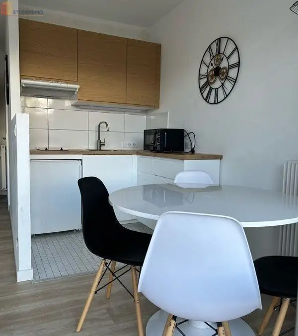 Studio meublé 27m² Amiens Henriville - Balcon, en résidence - Photo 5