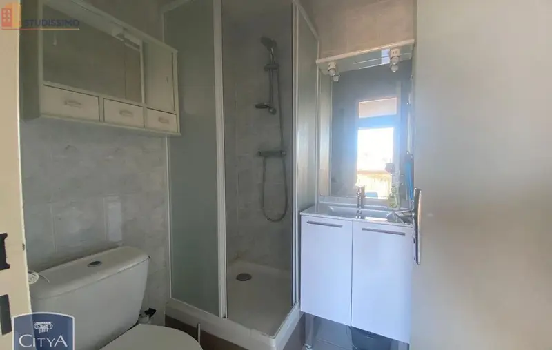 Studio 18m² Castres - Meublé, 1er étage - Photo 2