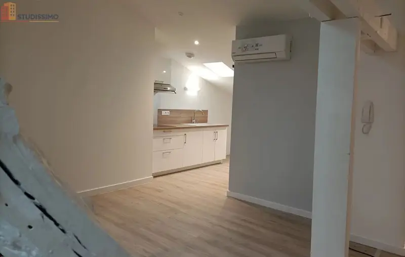 Studio 32m² Carmaux 81400 - Lumineux, type loft - Photo 5