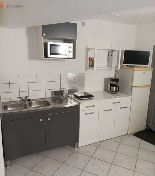 Studio meublé 22m² Albi centre - Meublé, 1er étage - Photo 2