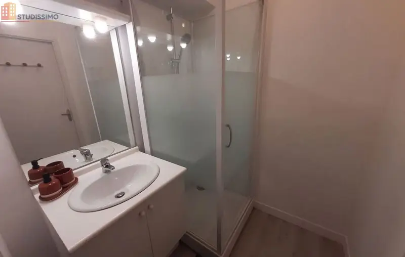 Studio 26m² Lens 62300 - Étage élevé, DPE C - Photo 1