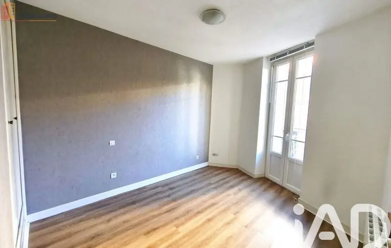 Studio 23m² Clermont-Ferrand - 1er étage, DPE D - Photo 2