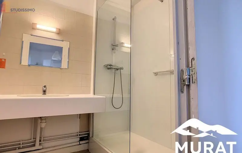 Studio 32m² Chamalières - 1er étage, DPE D - Photo 1