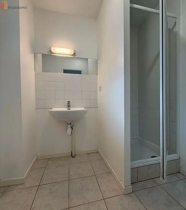 Studio 40m² Clermont-Ferrand 63100 - Photo 3