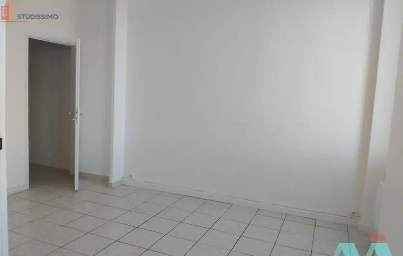 Studio 28m² Vidauban - Vie de plain-pied, lumineux - Photo 7