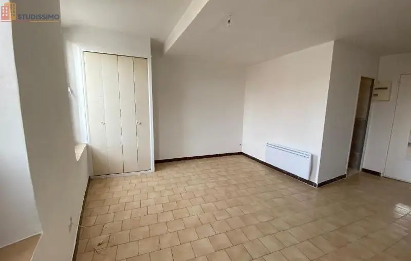 Studio 25m² Tourves - 2e étage, DPE E - Photo 10