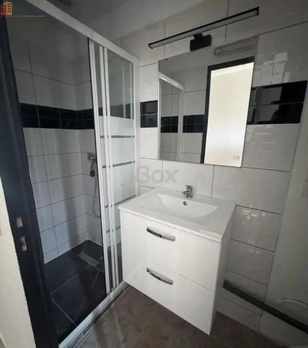 Studio 19m² Toulon centre - DPE D, 1er étage - Photo 1