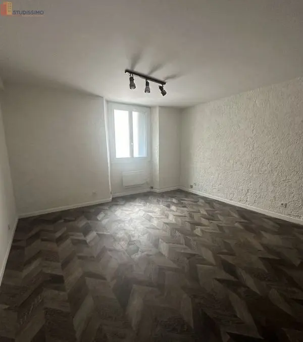 Studio 31m² La Farlède 83210 - Photo 4