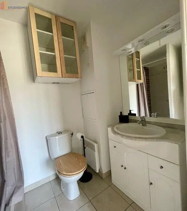 Studio meublé 24m² Toulon 83100 - Loggia, lumineux - Photo 1