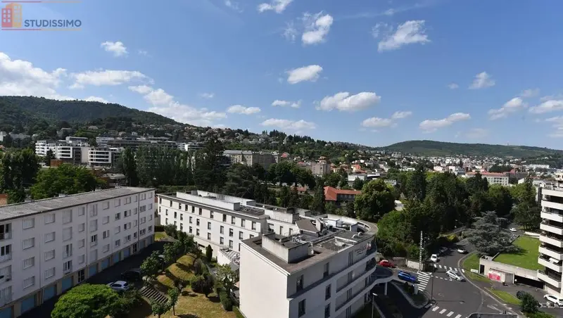 Studio 27m² Chamalières - Dernier étage, vue dégagée - Photo 1