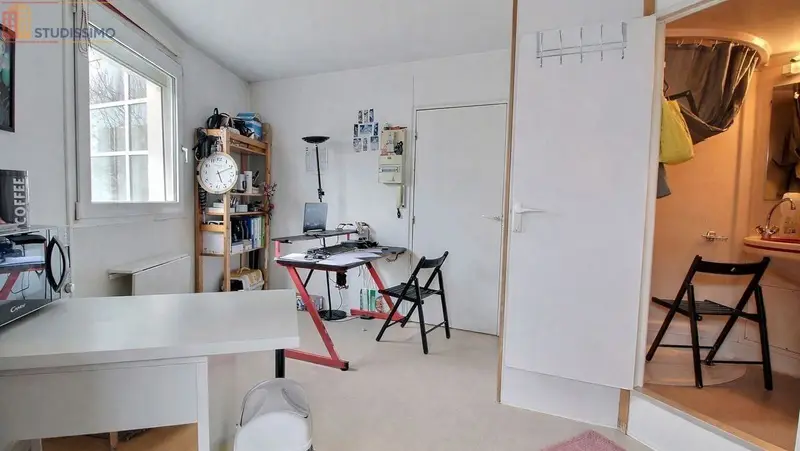 Studio 20m² Clermont-Ferrand 63000 - Lumineux, au 1er étage - Photo 1