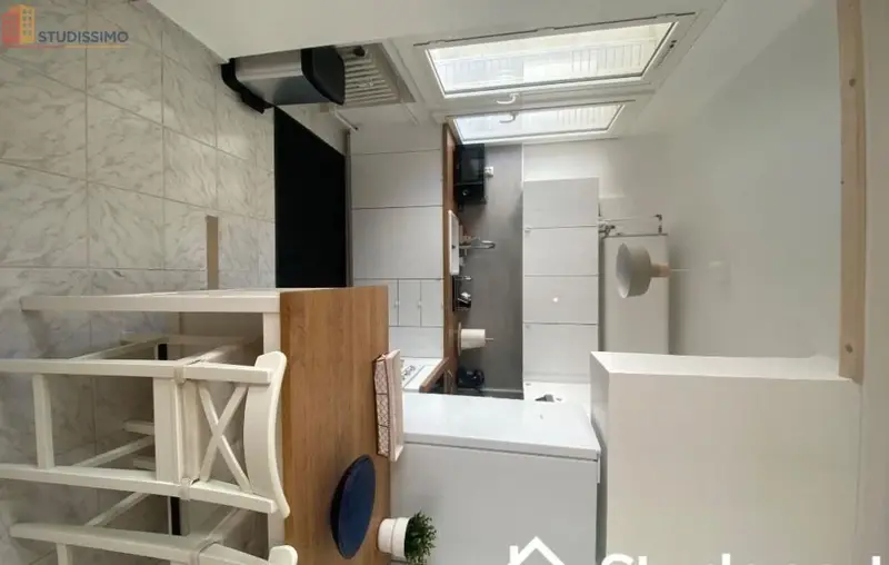 Studio 13m² Toulon centre - Meublé, lumineux - Photo 3