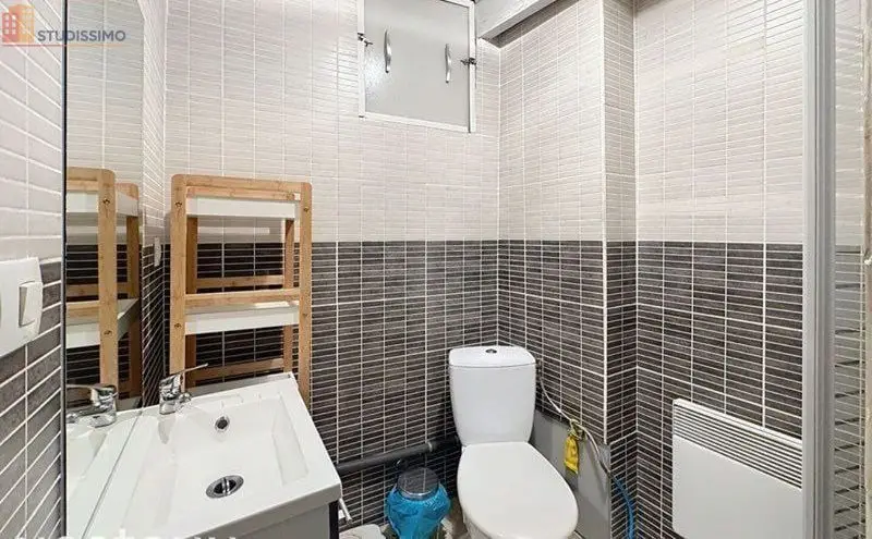 Studio meublé 22m² Brignoles - Meublé, 2e étage - Photo 1