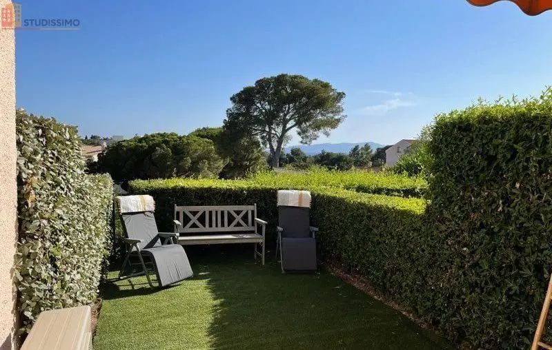 Studio meublé 27m² Saint-Raphaël - Jardin, parking - Photo 6