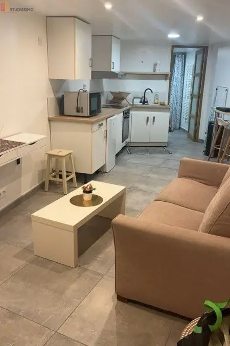 Studio meublé 25m² Toulon 83100 - Meublé, DPE D - Photo 2