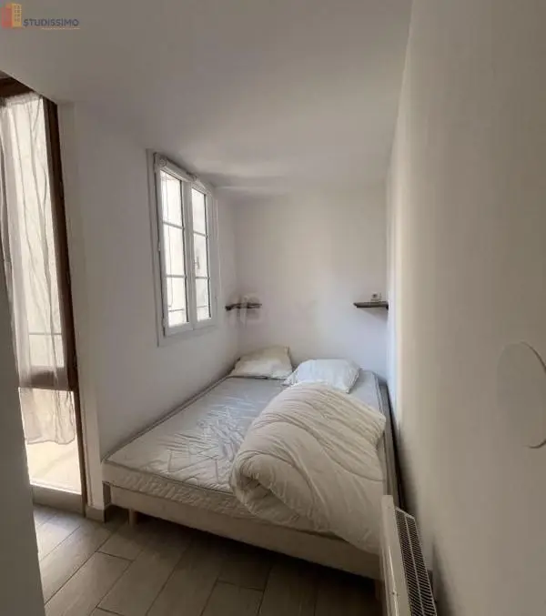 Studio meublé 23m² Toulon - Lumineux, 3e étage - Photo 3
