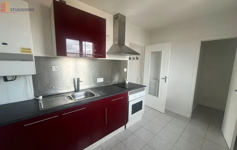 Studio 32m² Clermont-Ferrand 63100 - Parking, vue Montjuzet - Photo 3