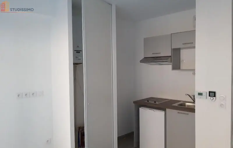 Studio 20m² Toulon 83000 - Photo 3