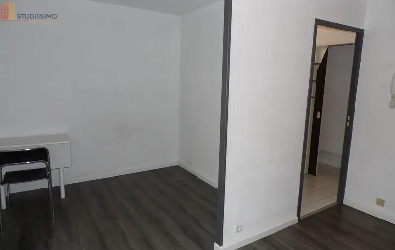 Studio 21m² Clermont-Ferrand centre-ville - Proche facs, lumineux - Photo 1