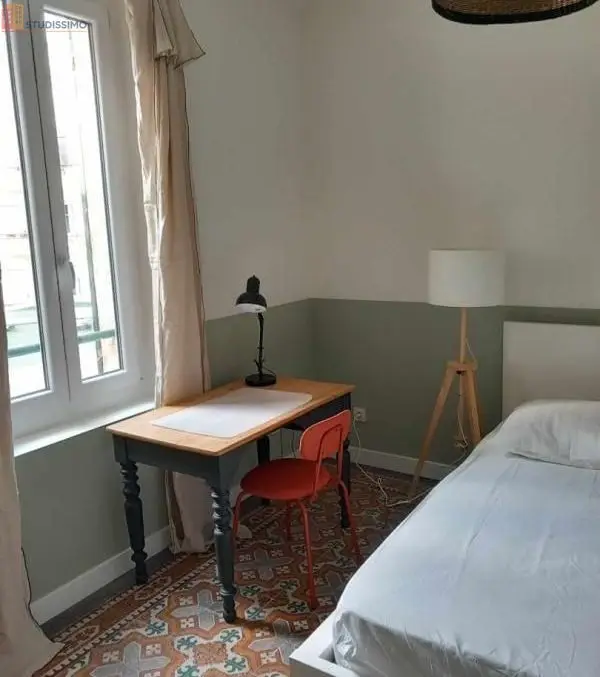 Studio meublé 12m² Toulon 83000 - Calme, 6e étage - Photo 1