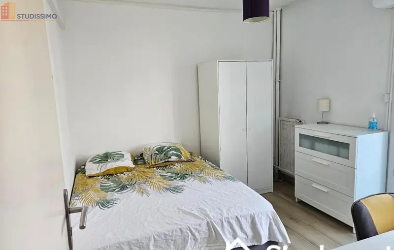 Studio 10m² Toulon centre - Meublé, lumineux - Photo 3