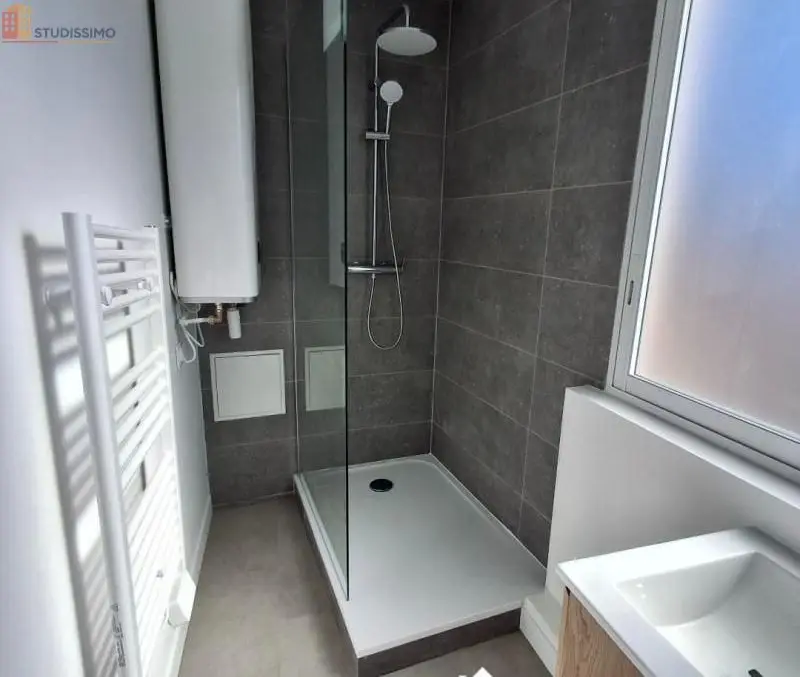 Studio meublé 12m² Toulon 83000 - Meublé, 3e étage - Photo 3