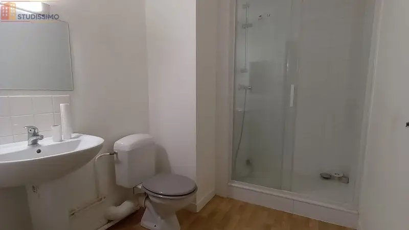 Studio 46m² Clermont-Ferrand 63000 - Photo 2