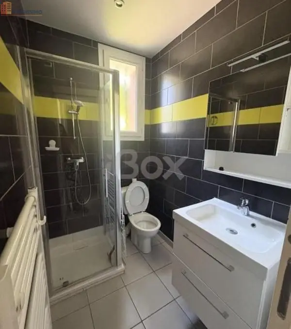 Studio meublé 25m² Toulon centre - Meublé, DPE D - Photo 3
